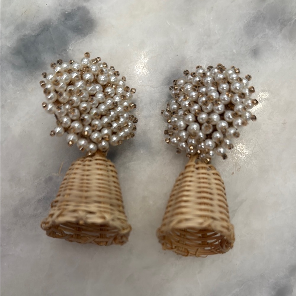 Elegant Pearl Cluster Earrings